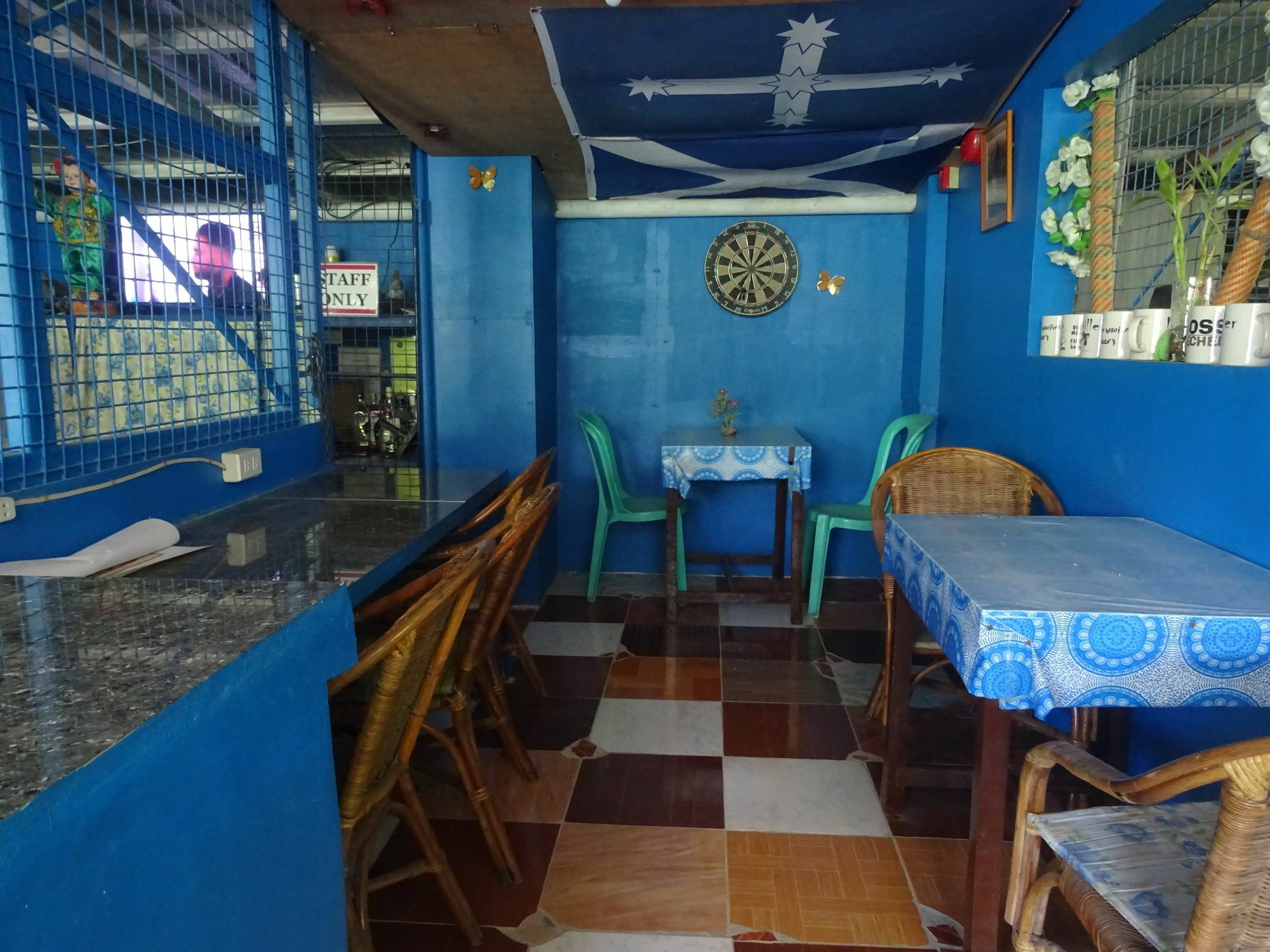 פוארטו גאלרה Happy Buddha Inn מראה חיצוני תמונה